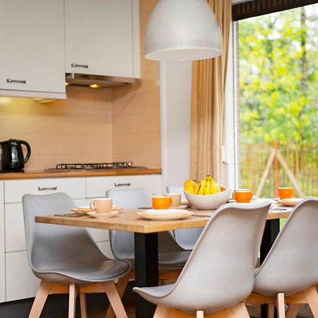 Comfort 6-Person Dog Bungalow In The Holiday Park Landal Heideheuvel بيكبيرخين المظهر الخارجي الصورة