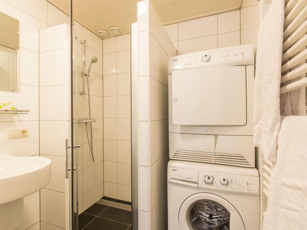 Comfort 6-Person Dog Bungalow In The Holiday Park Landal Heideheuvel بيكبيرخين الغرفة الصورة