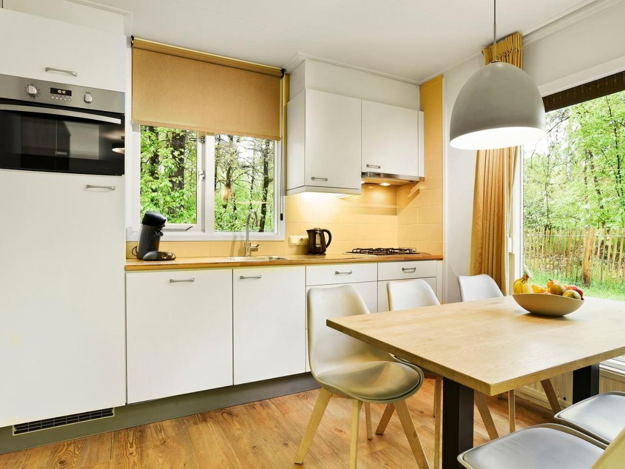 Comfort 6-Person Dog Bungalow In The Holiday Park Landal Heideheuvel بيكبيرخين المظهر الخارجي الصورة