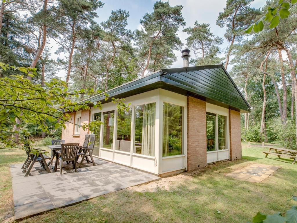 Comfort 6-Person Dog Bungalow In The Holiday Park Landal Heideheuvel بيكبيرخين الغرفة الصورة